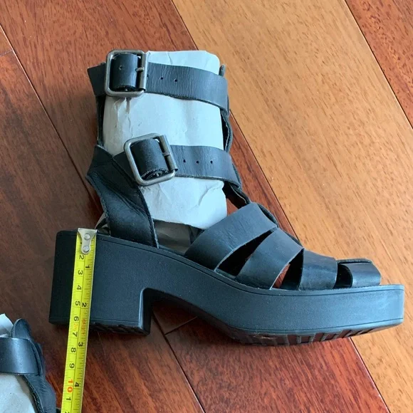 Platform-Block Heels Leather Strap Sandals by Steve Madden, Black, Size 6.5 - Picture 12 of 16